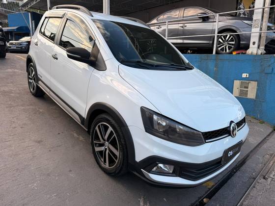 VOLKSWAGEN FOX 1.6 MSI TOTAL FLEX XTREME 4P MANUAL VOLKSWAGEN FOX 1.6 MSI TOTAL FLEX XTREME 4P MANUAL